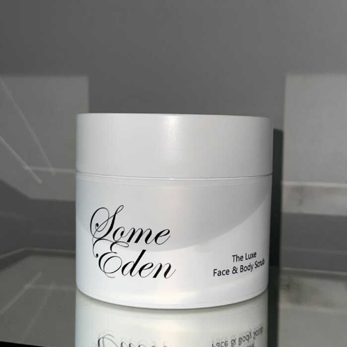 The Luxe Face & Bodyscrub - Image 5